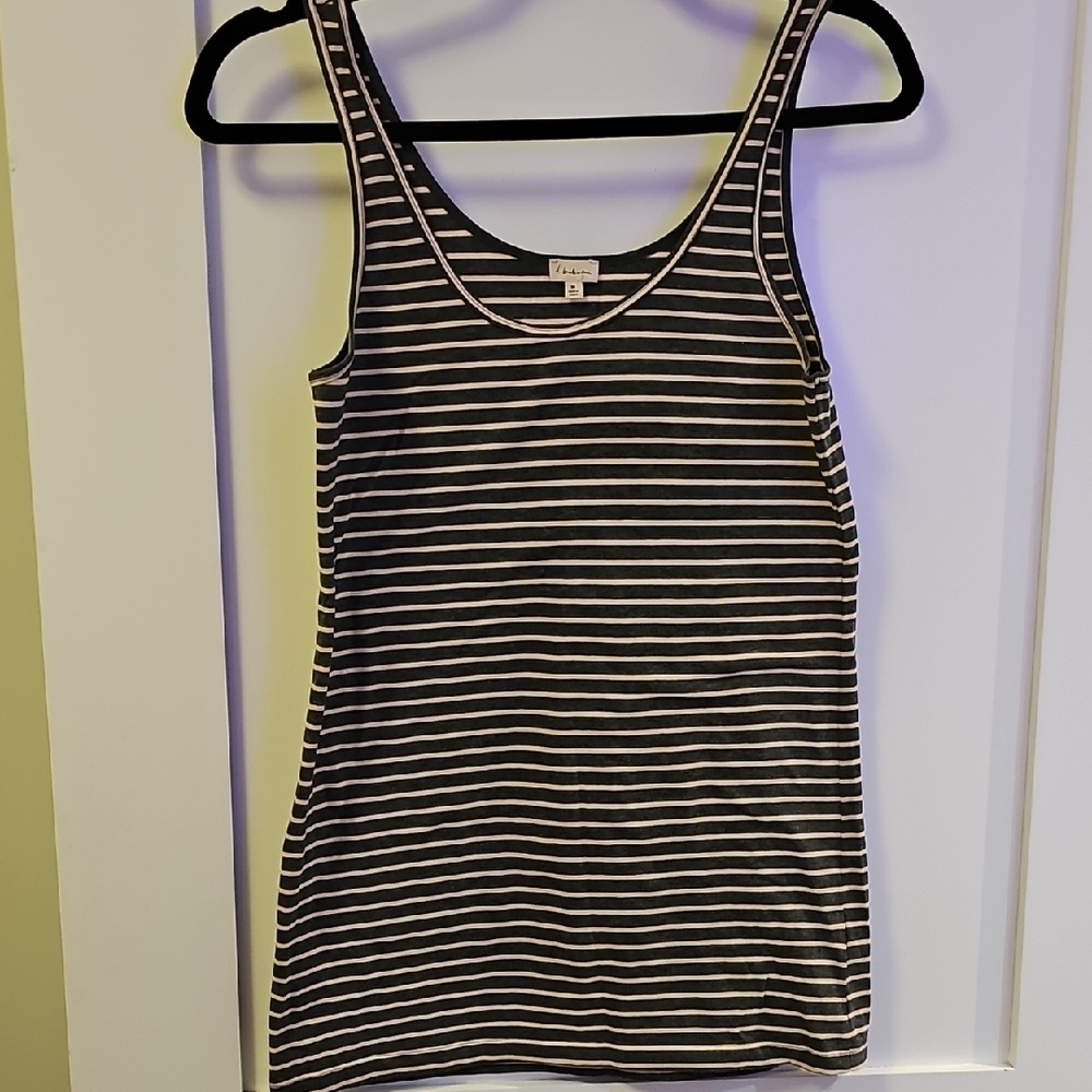 T. Babaton Black and White Fitted Sleeveless Tank Top Size M